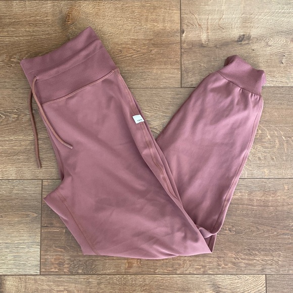 Vuori Pants - Vuori The Daily Jogger